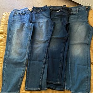 Women’s Jeans Lot